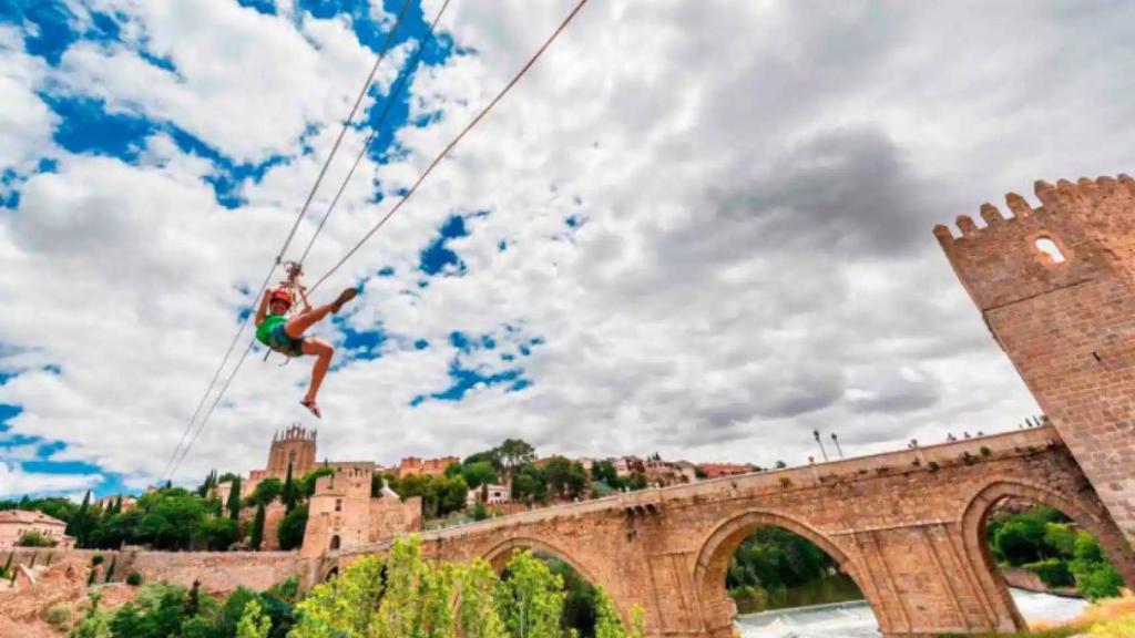 Tirolina sobre el Tajo
