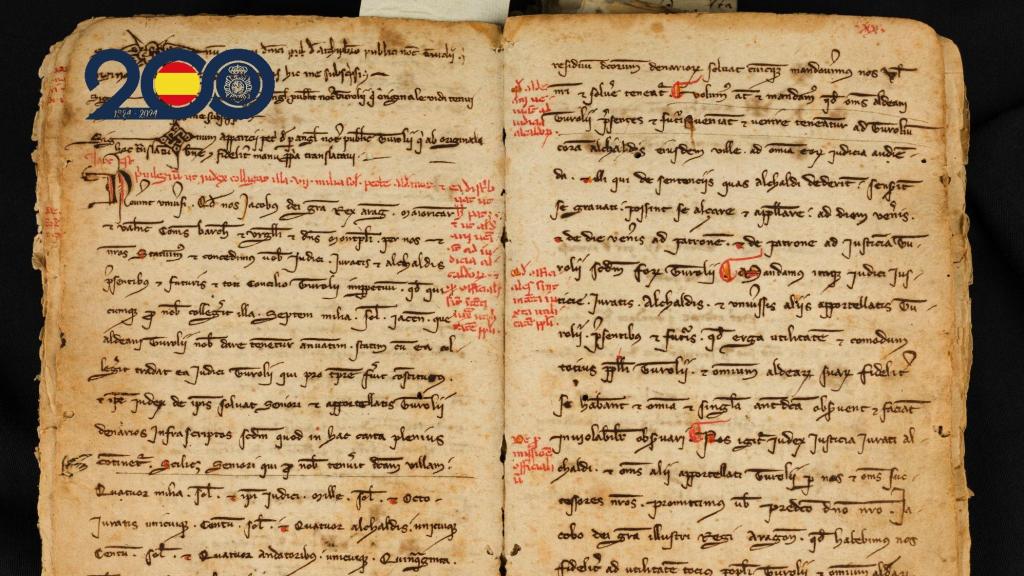 Uno de los manuscritos recuperado por la Policía Nacional.