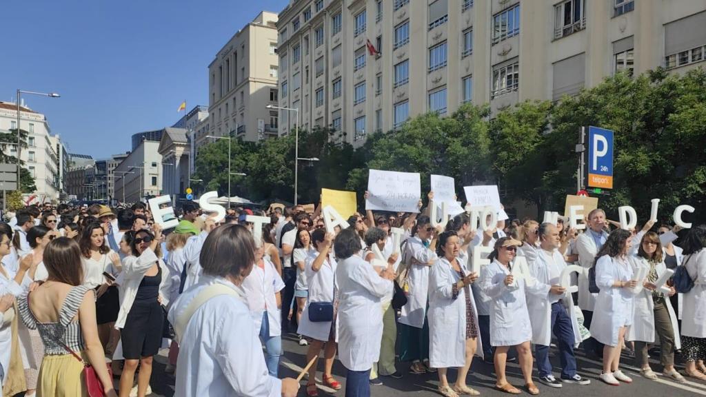 Médicos de Castilla-La Mancha en la manifestación de Madrid.