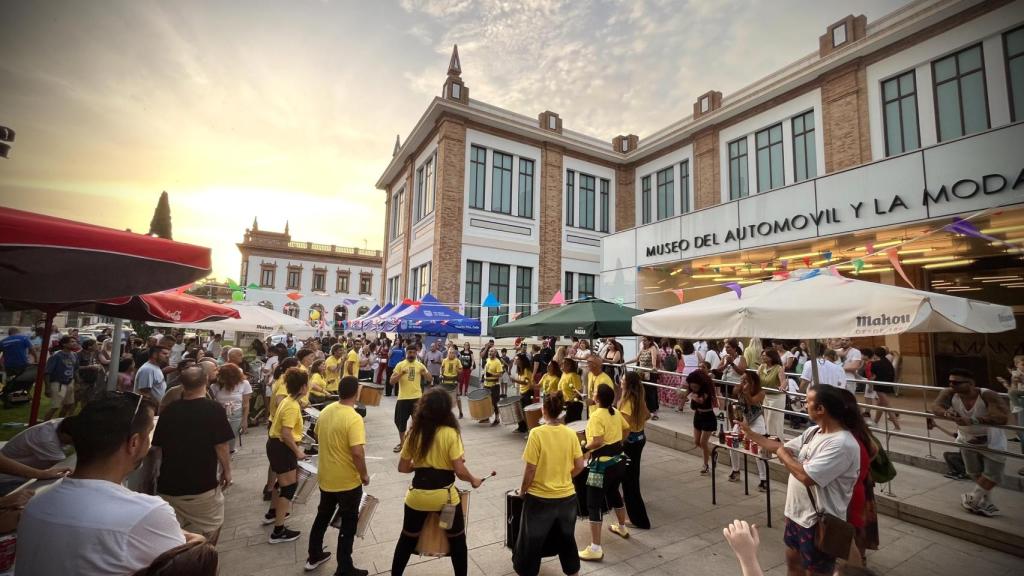 Público asistente a la IX Caravana Solidaria del MAM