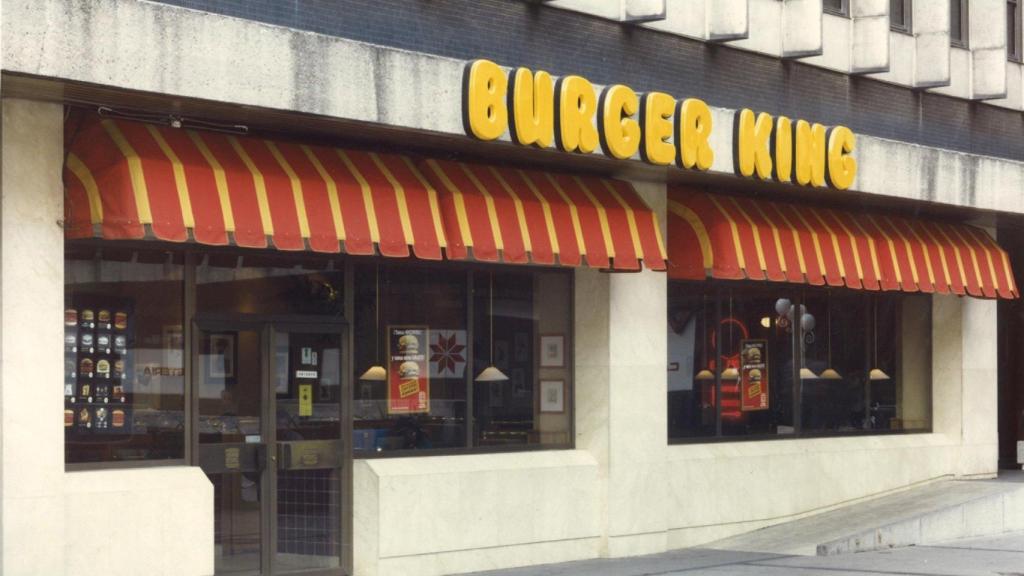 Antigua fachada del Burger King de la Plaza de los Cubos.