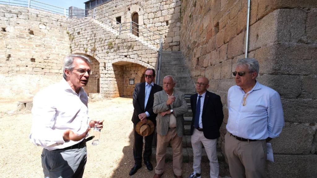 El cubo norte del Castillo de Ledesma recupera su esplendor