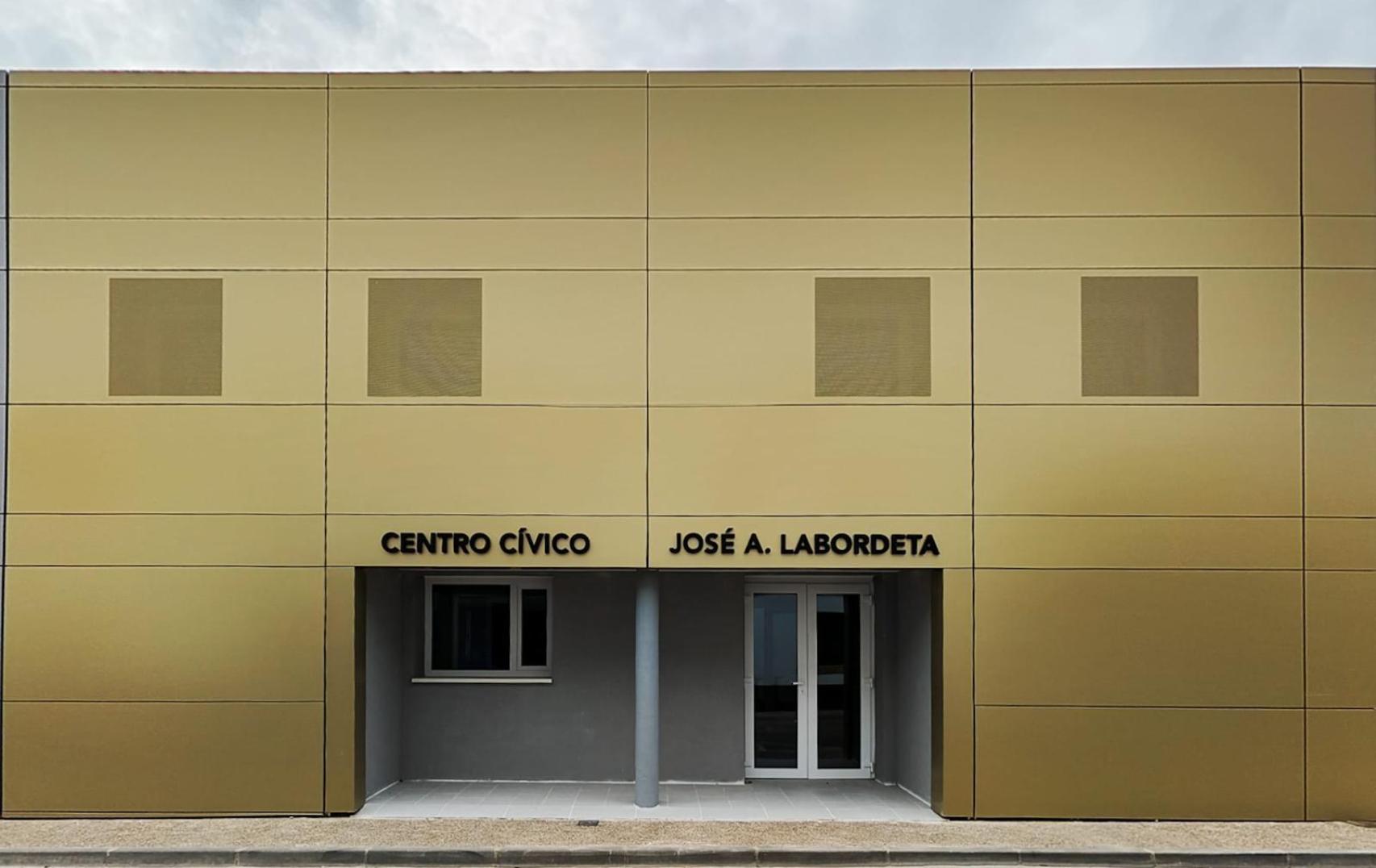 Centro Cívico Pinseque.