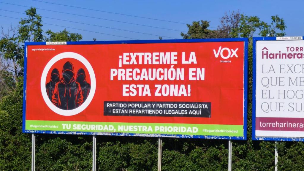Cartel de Vox en Huesca