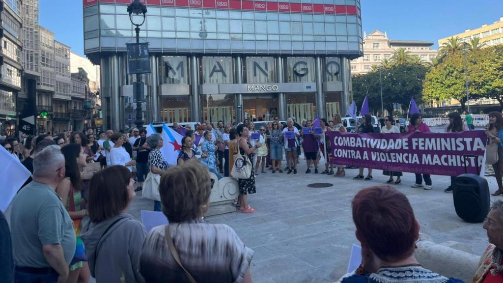 Concentración en A Coruña tras el asesinato de Maritza