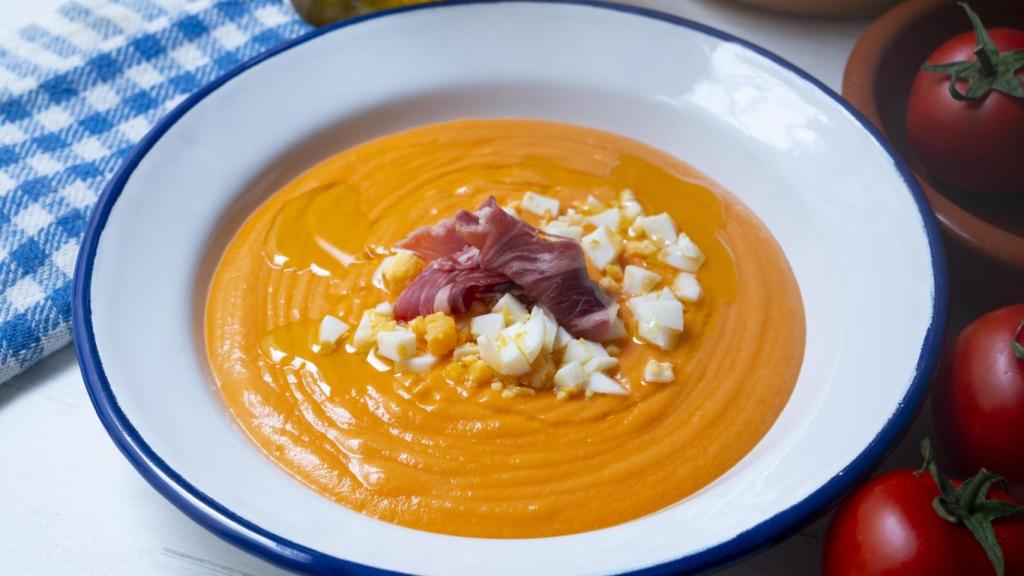 Un plato de salmorejo