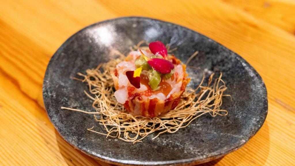 Tapa 'Gamba na corte'.