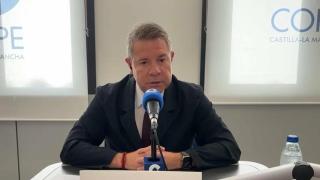 Emiliano García-Page, durante una entrevista radiofónica en la Cadena COPE.