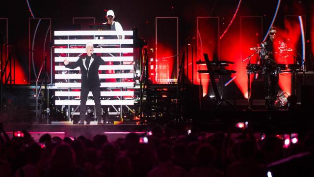 Pet Shop Boys desafían al calor y celebran en Sevilla sus 40 años a todo ritmo: Es nuestra primera vez aquí y nos gusta