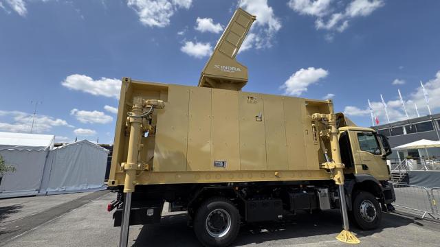 Radar MTR 10 de Indra que participa en el COAAAS