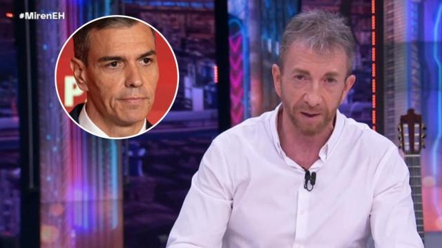 Pedro Sánchez en una comparecencia en la sede del PSOE en Ferraz y Pablo Motos en 'El Hormiguero'