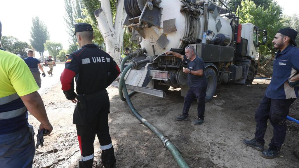 Limpieza en los pueblos afectados por las tormentas en Zaragoza