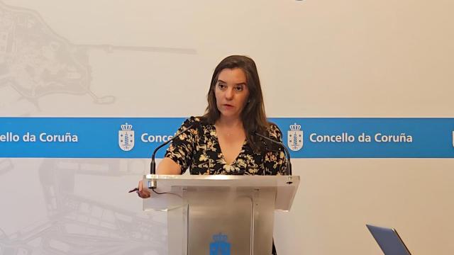 La alcaldesa de A Coruña Inés Rey en rueda de prensa.