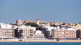 El municipio más barato para veranear en Alicante, según la IA: Tiene los precios más bajos en alojamiento y restauración