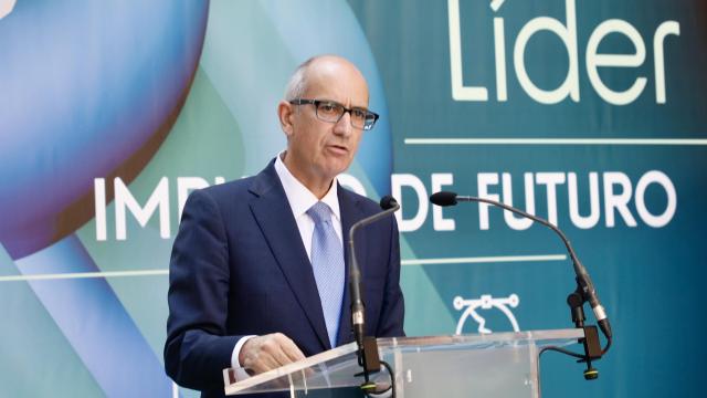 El presidente de la Diputación de Salamanca, Javier Iglesias, en la presentación de la iniciativa de desarrollo provincial ‘Territorio Líder’