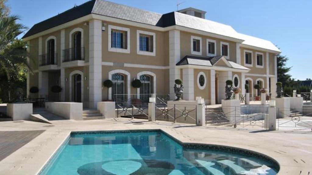 Una de las mansiones de la urbanización Conde de Orgaz, en Madrid.