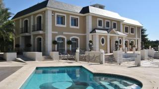 Una de las mansiones de la urbanización Conde de Orgaz, en Madrid.