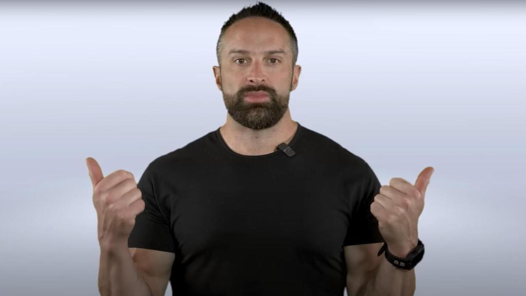 El Doctor Layne Norton en uno de sus vídeos.