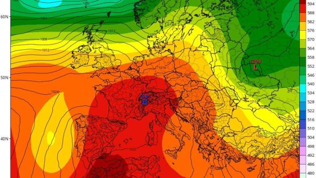 Vista de la dorsal africana sobre la península.