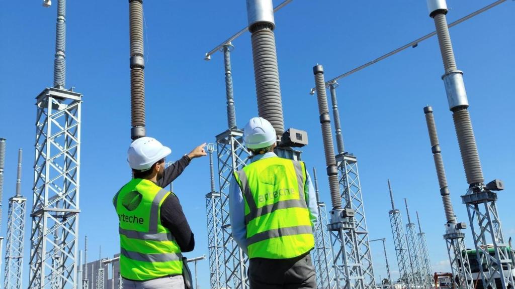 Operarios de Arteche.