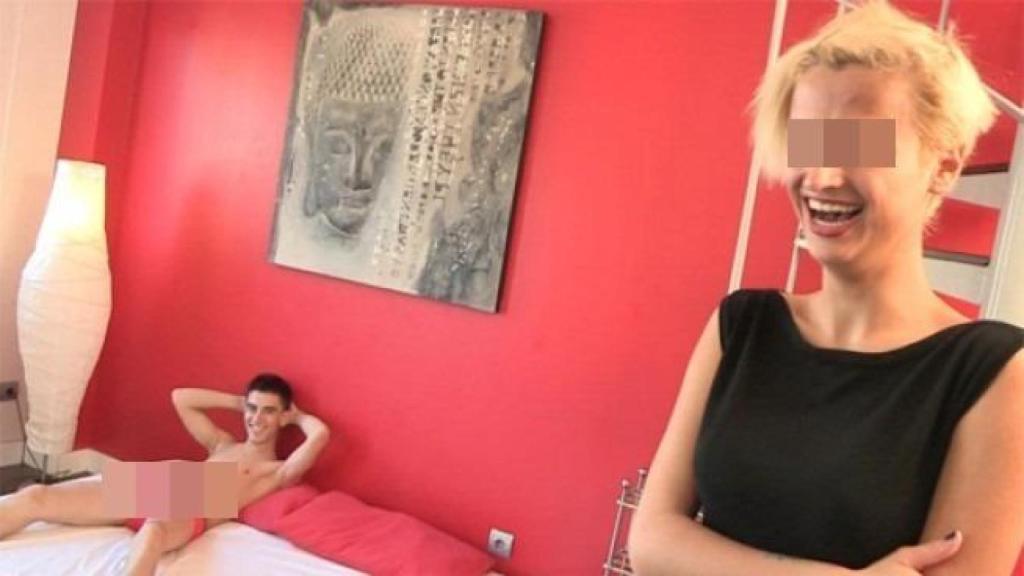 Jordi 'El Niño Polla' y Letizia Hilton, justo antes de comenzar el primer vídeo porno con ambos como protagonistas. EE