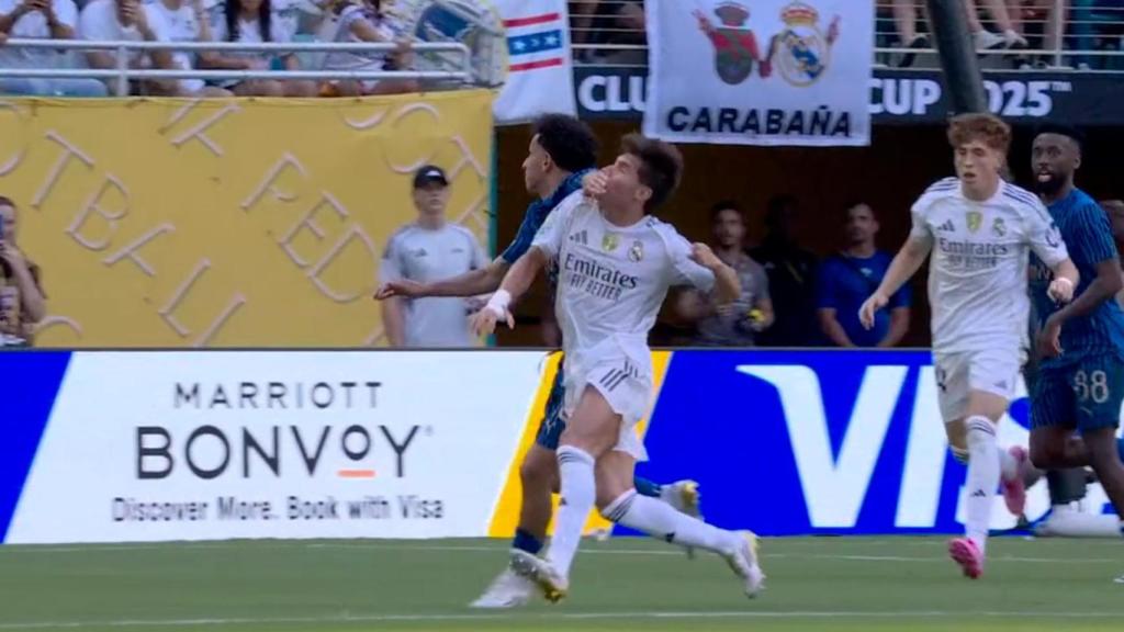 El codazo sobre Fran García.