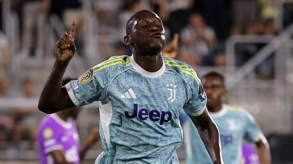 Kolo Muani celebra un gol con la Juventus contra Al Ain en el Mundial de Clubes