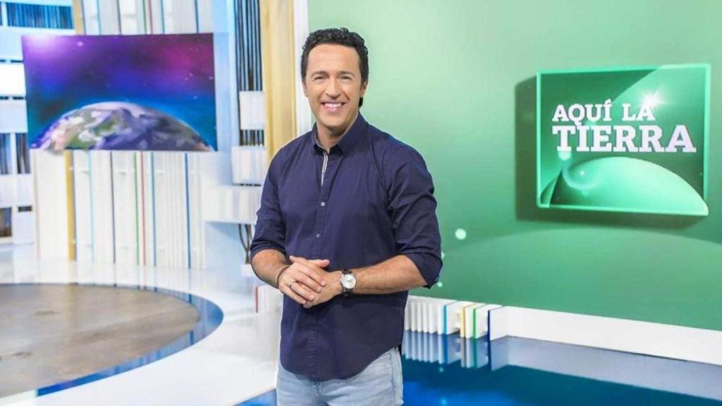 Jacob Petrus, presentador de 'Aquí la tierra'.