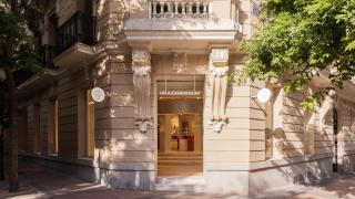 La 'flagship store' de LOLA CASADEMUNT vuelve a abrir sus puertas en Madrid: todos los detalles