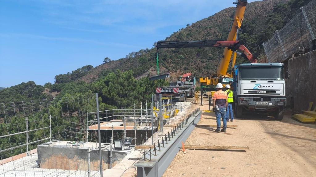 Reparación de la carretera A-397 Ronda San Pedro.