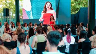 El desfile de los estudiantes del ciclo de Moda y Patronaje de FPAspasia