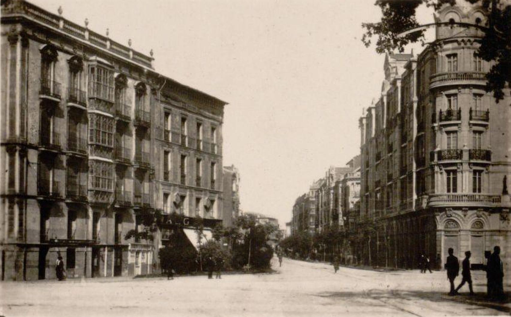 Imagen de la calle Miguel Íscar de Valladolid en los años 20