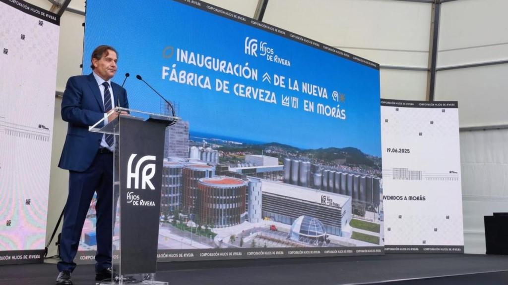Ignacio Rivera durante su intervención en la inauguración de la fábrica de Morás.