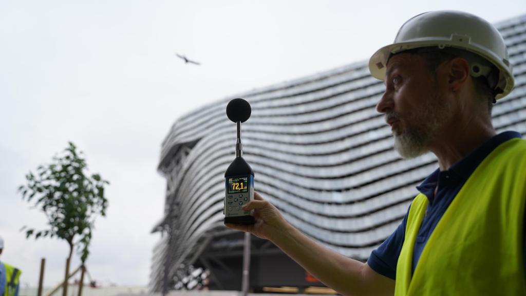 Prueba acústica en el Roig Arena. Raquel Granell