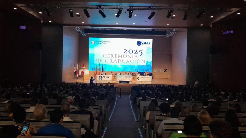 Acto de graduación de CESTE.