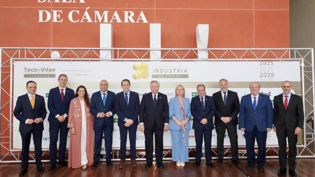 El fundador, propietario y presidente ejecutivo del Grupo Alibérico, Clemente González, galardonado con el Premio a la Trayectoria Profesional.