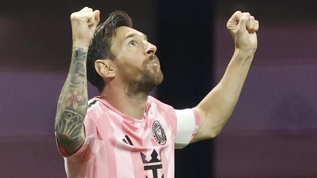 Leo Messi celebra el gol marcado ante el Porto.