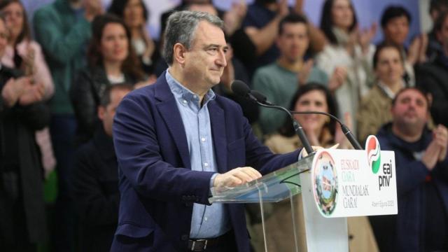 Aitor Esteban, presidente del PNV, en un acto político de los nacionalistas vascos.