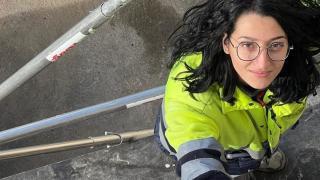 Jennifer López, la fontanera barcelonesa que empezó a trabajar con 15 años.