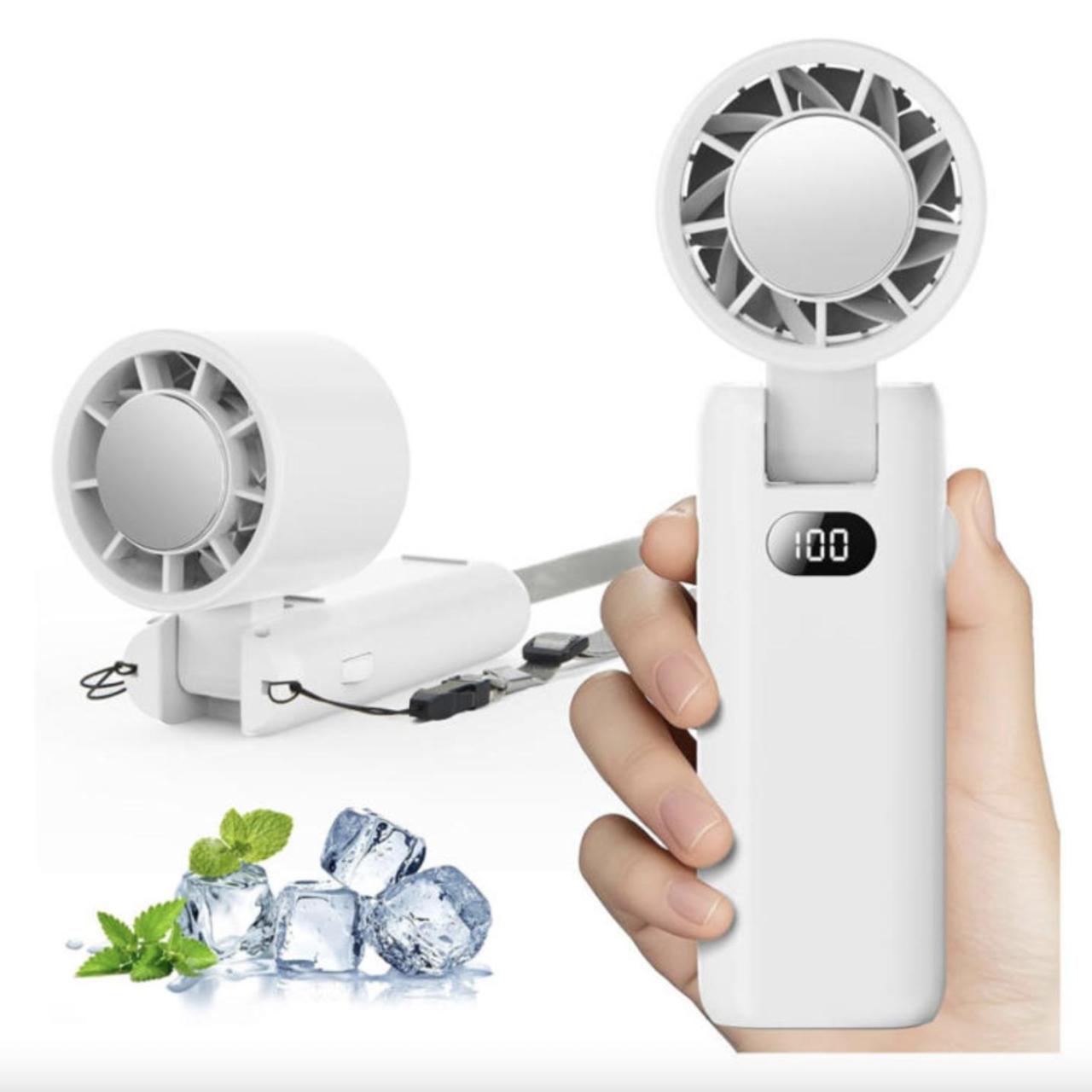 Este ventilador de mano de Amazon es ideal para todo tipo de espacios o lugares.