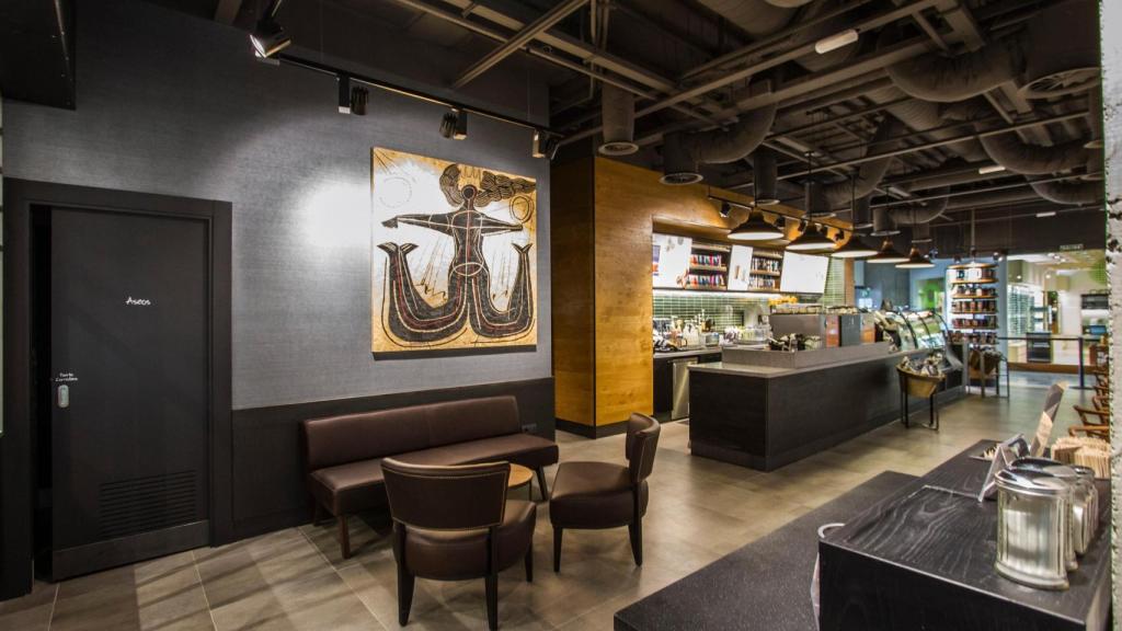 Imagen de Starbucks en Ramón y Cajal.