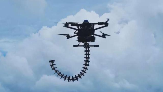El dron AET desarrollado por investigadores de la Universidad de Hong Kong.