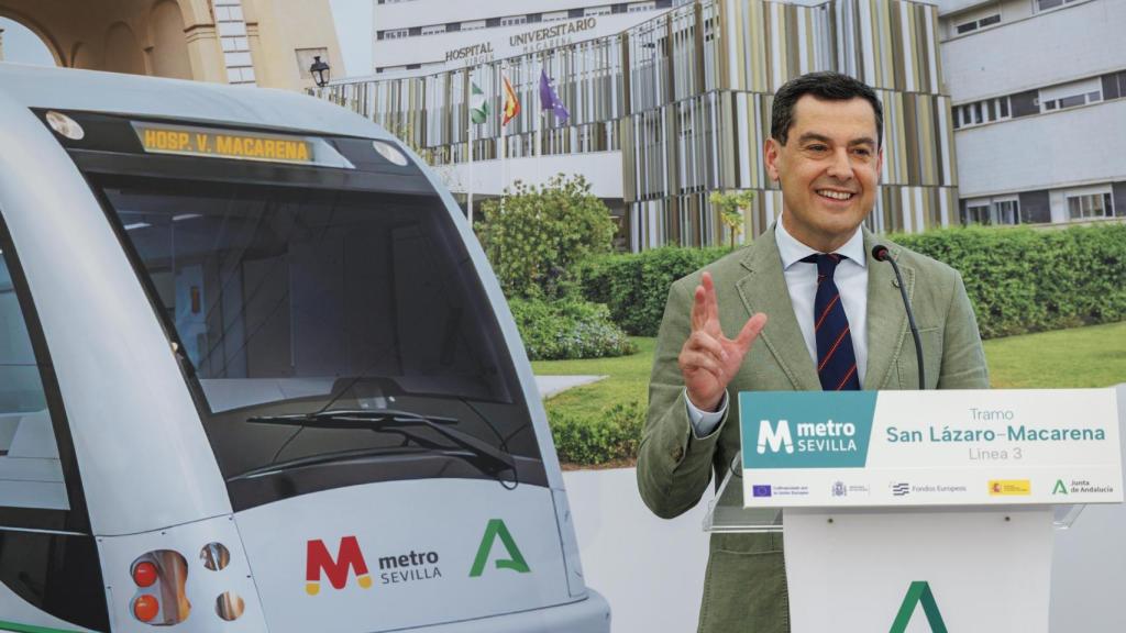 Juanma Moreno, en el acto de inauguración de las obras del Metro en la Macarena.