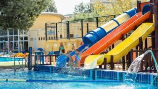 La mayor piscina temática de Valencia. EE