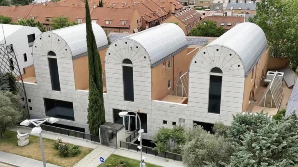 Edificio Paz y Cía en Torrelodones.