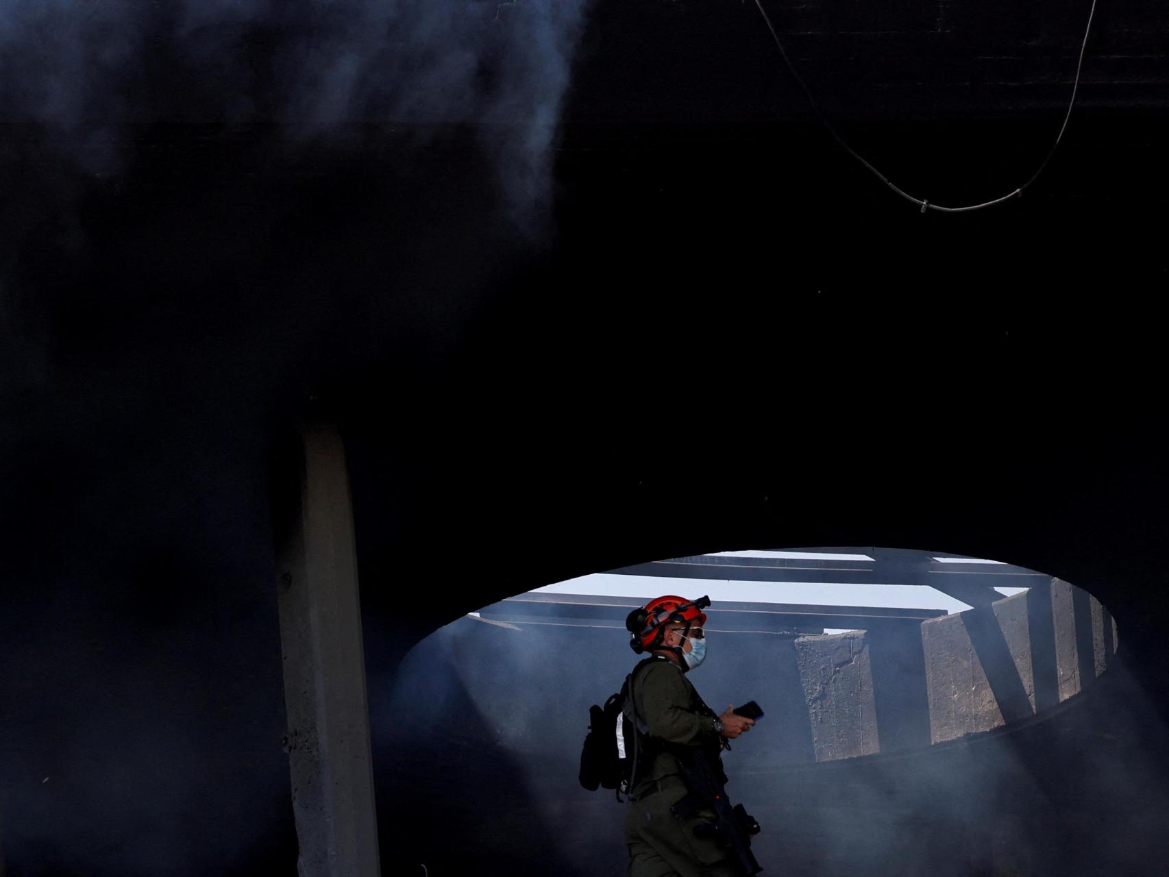 Consecuencias de un ataque con misiles iraníes contra Israel en el Centro Médico Soroka, en Beersheba.