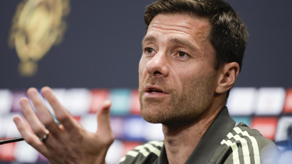 Xabi Alonso en la rueda de prensa previa al partido ante el Al-Hilal.