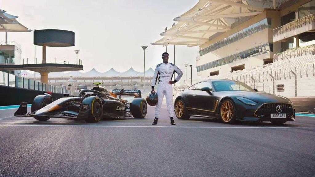 Damson Idris con los coches de 'F1: la película'