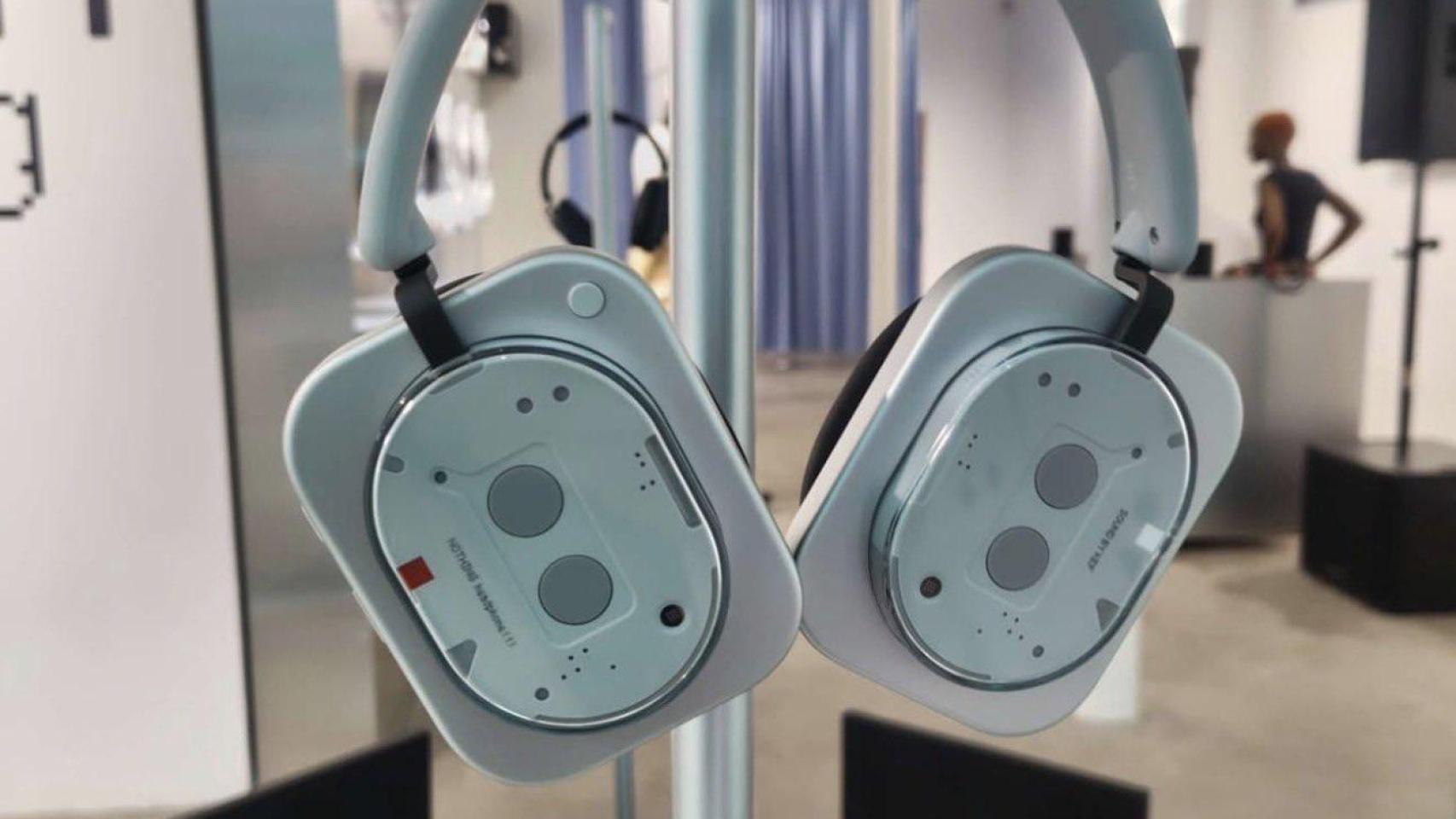 Los primeros auriculares de diadema de Nothing se filtran