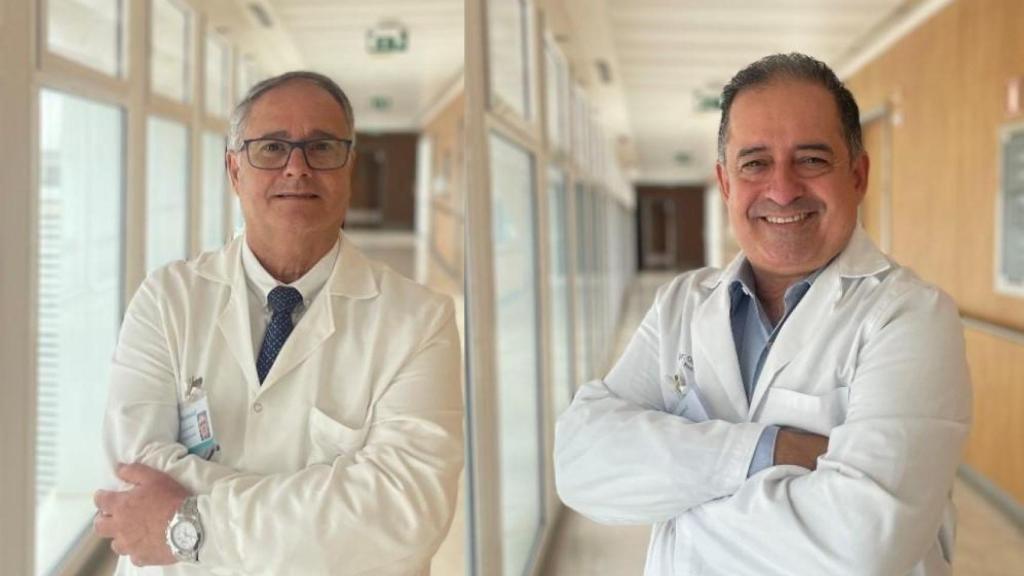 Los doctores Rafael Espino y Andrés Osuna.